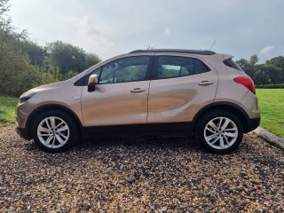/photos/8765/1d3ba158-6d41-ce54-84a3-2d4838d96673_i320x240.jpg